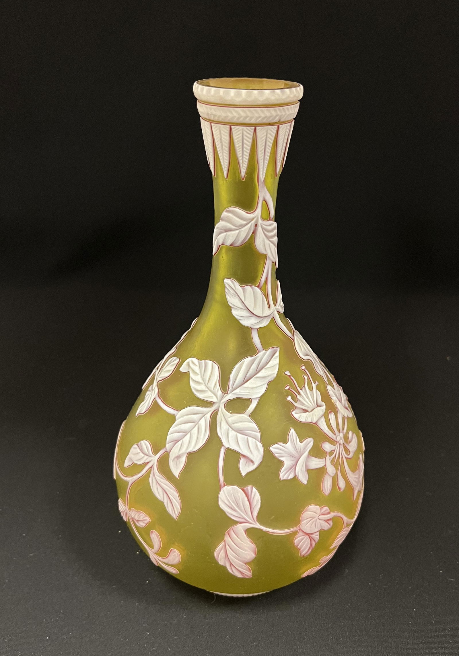 Webb three color cameo vase (1 of 7)