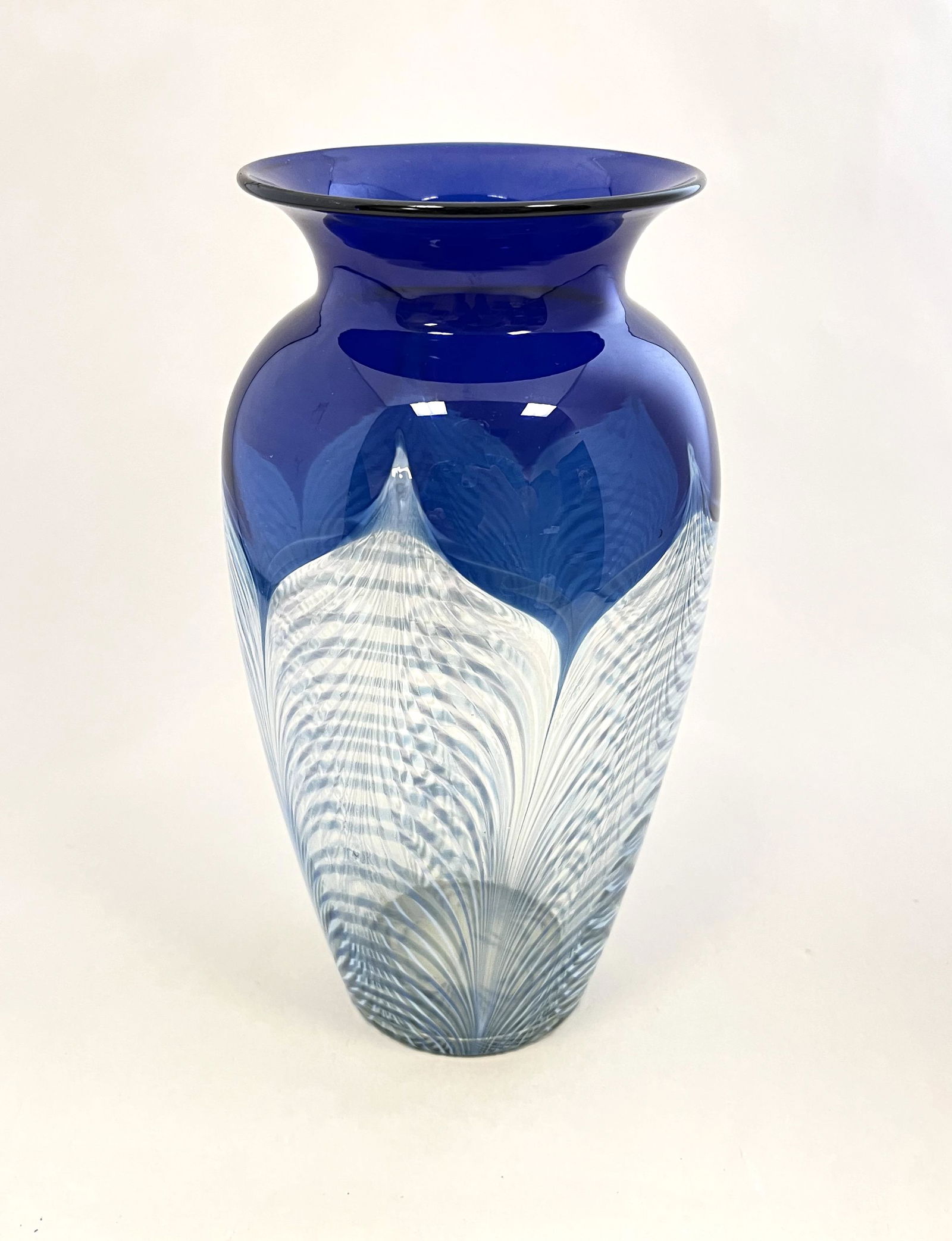 Durand blue iridescent shouldered vase (1 of 4)