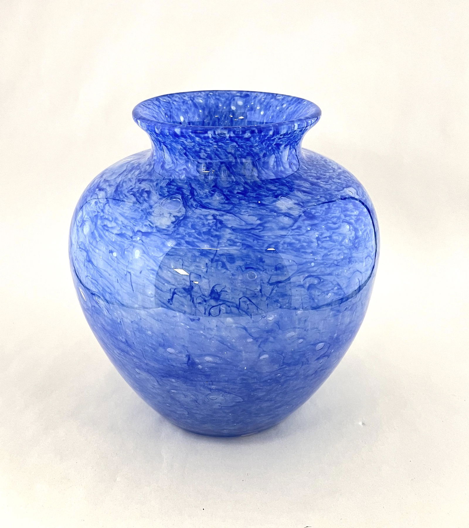 Steuben Blue Cluthra glass vase (1 of 4)