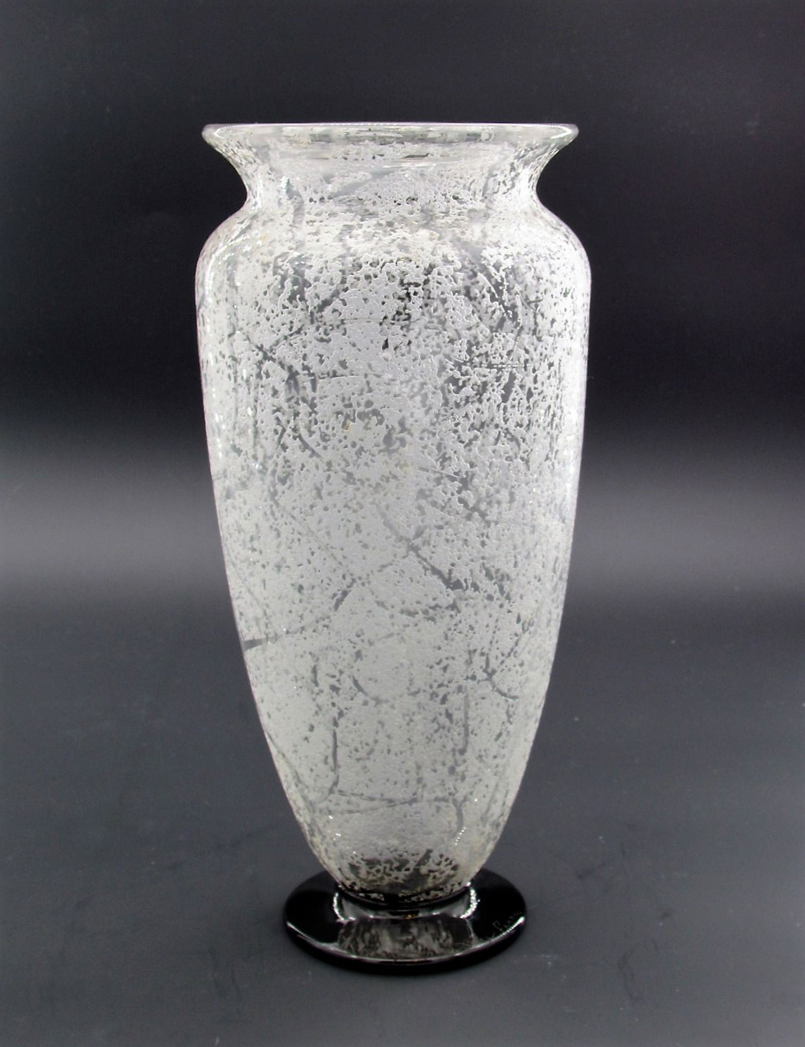 Daum art deco glass vase (1 of 4)