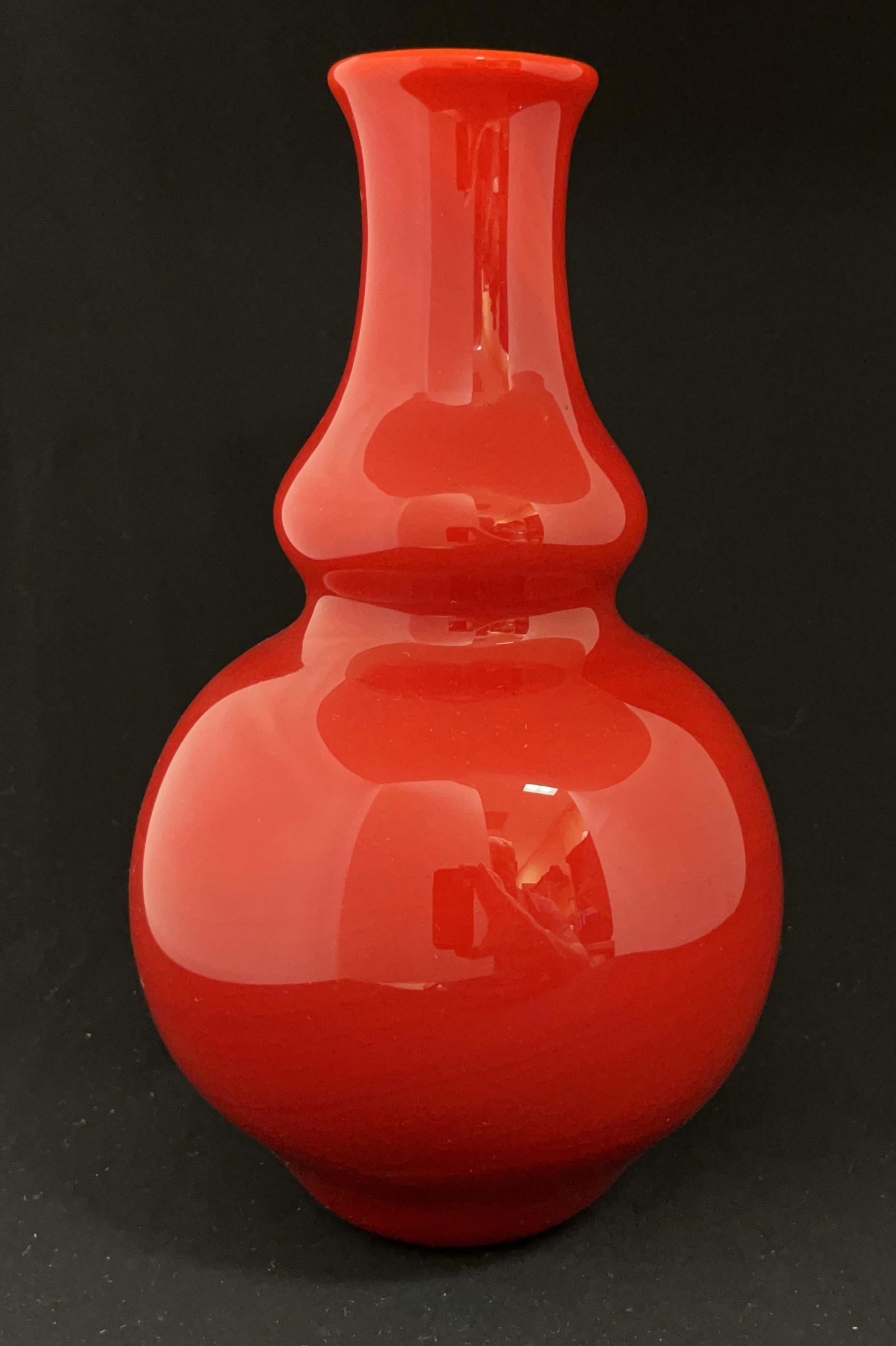 Charles Lotton Mandarin Red vase (1 of 4)