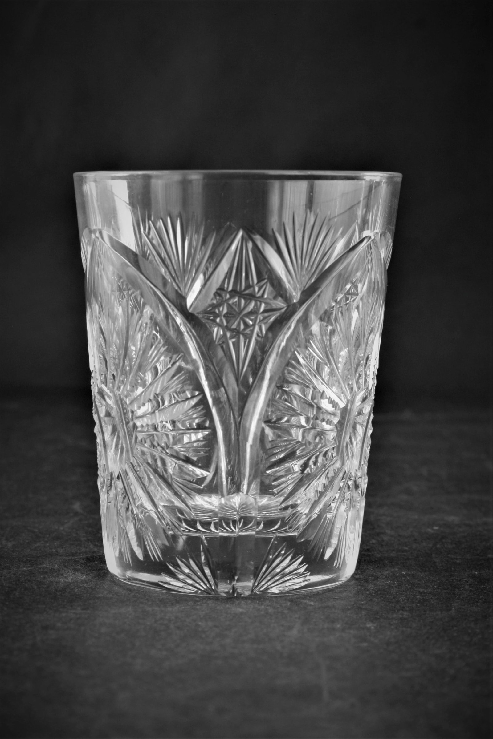 2 P & B "Sunburst" Water Tumblers.: P & B "Sunburst" Water Tumblers. Very popular design by P & B. The clear center adds a nice visual effect. 3 3/4" ht.