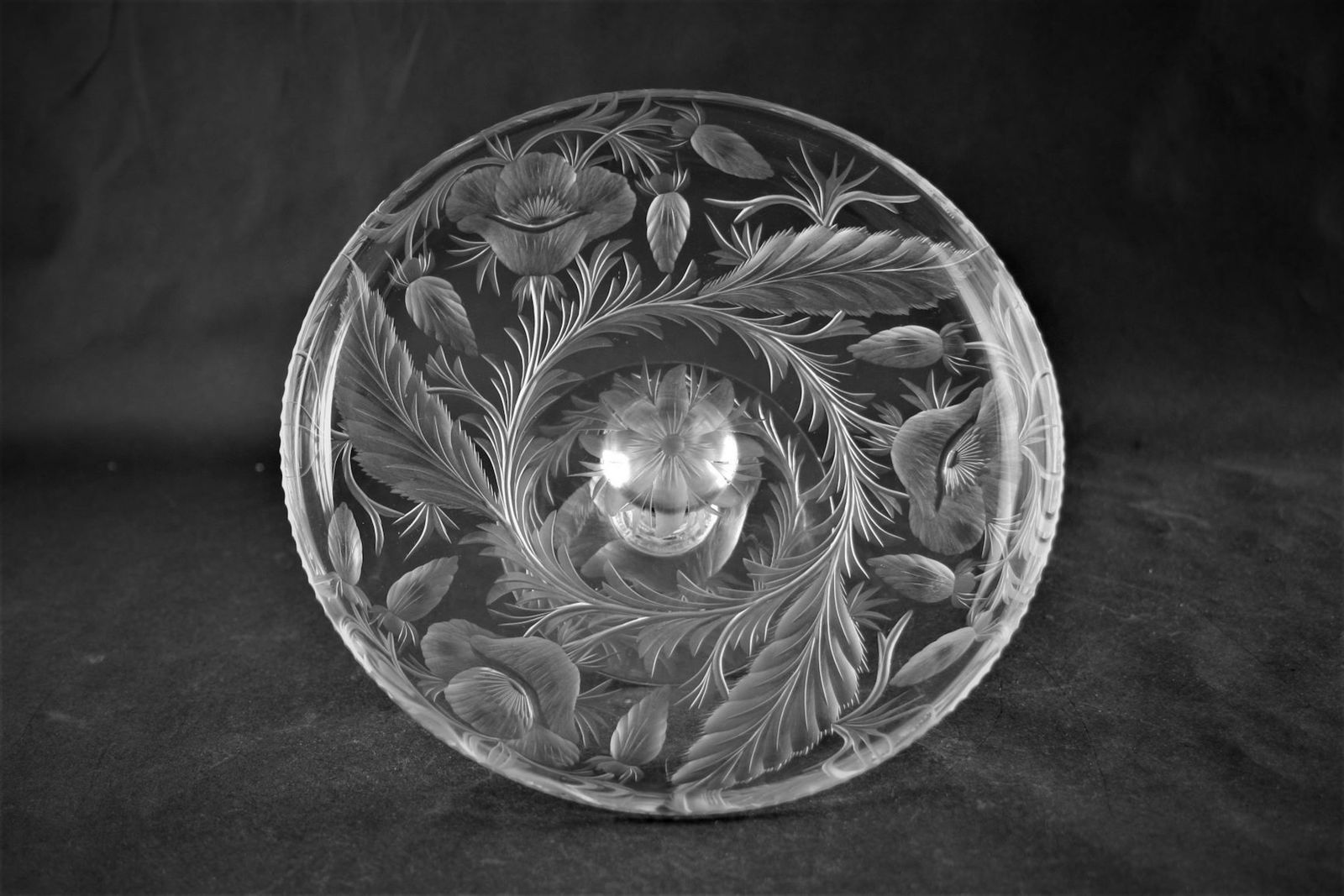 Intaglio "Poppy" Footed Compote. (1 of 4)