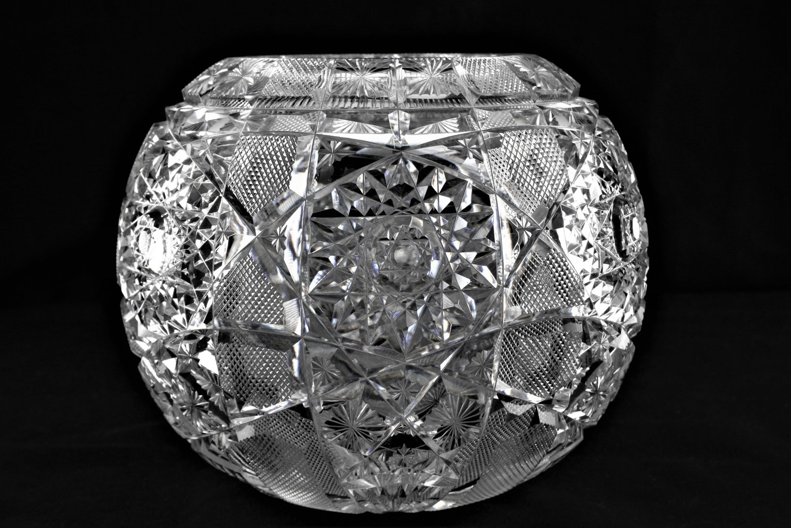 Straus "Electra Rose Globe.: Straus "Electra Rose Globe. Design features 16 point hob stars, stars and vertical chains of crosshatch pentagons coming together on the base to another star, 8" diameter.