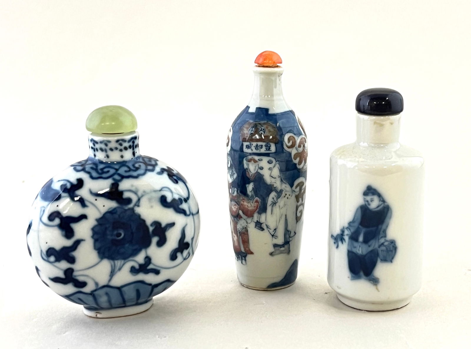 Three Chinese Qing porcelain bottles (1 of 4)