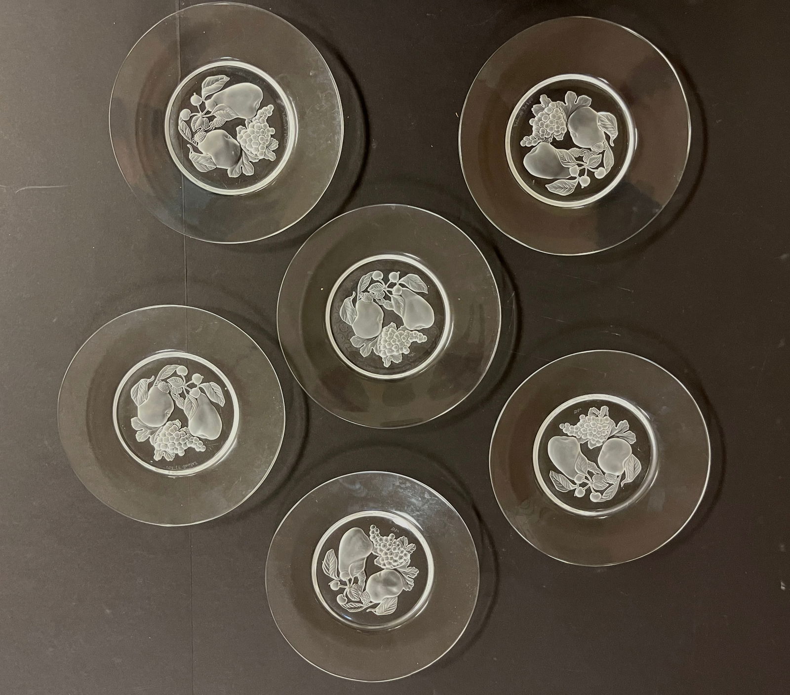 Set of six Val St Lambert dessert plates (1 of 5)