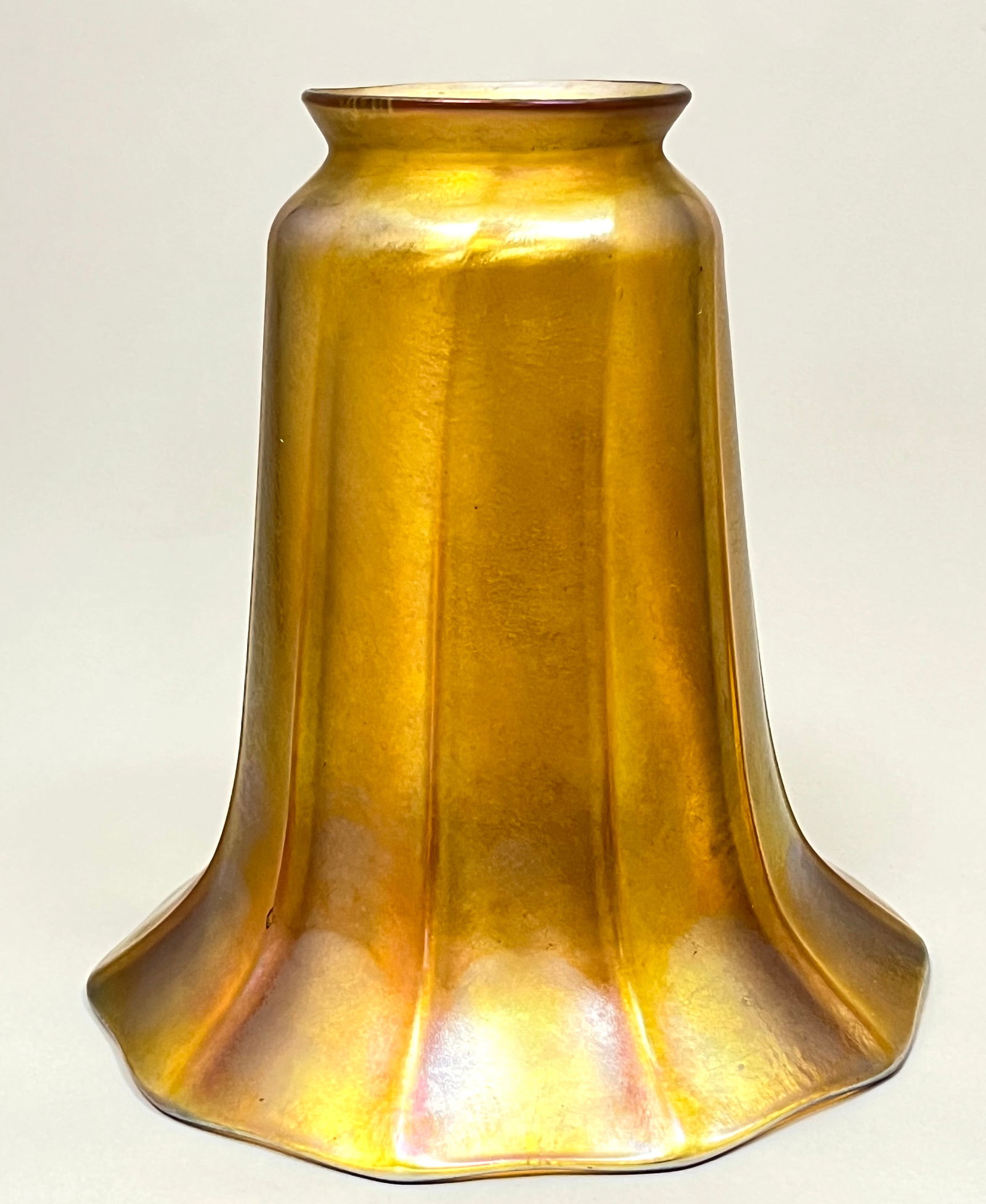 Lustre Art glass shade (1 of 4)