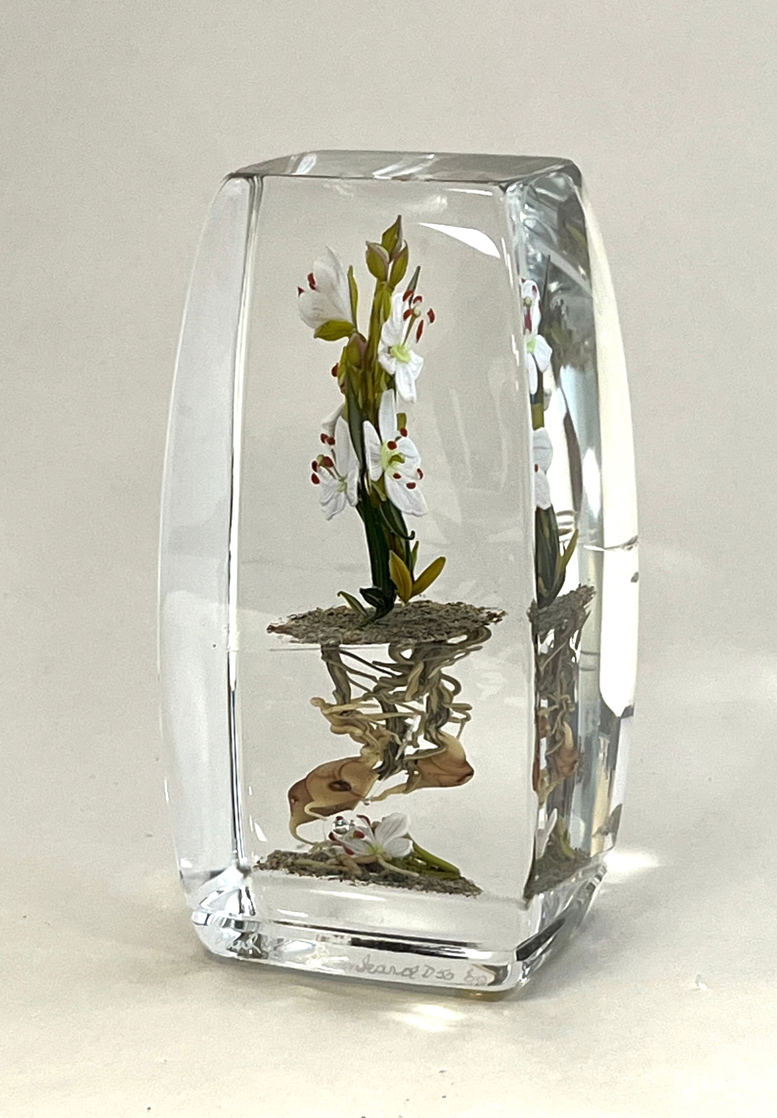 Paul Stankard tower paperweight (1 of 6)