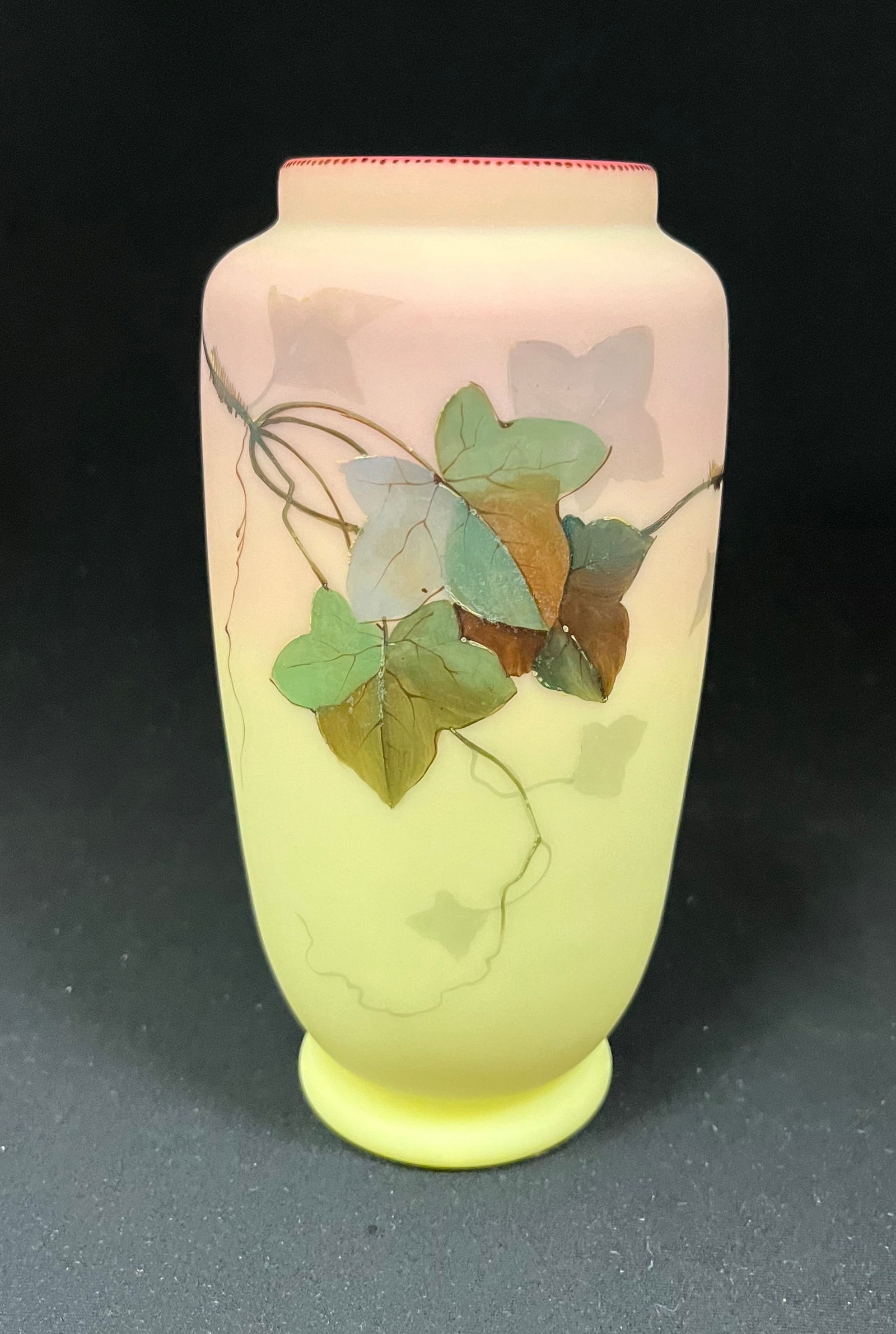 b Decorated Burmese Glass Vase Auction