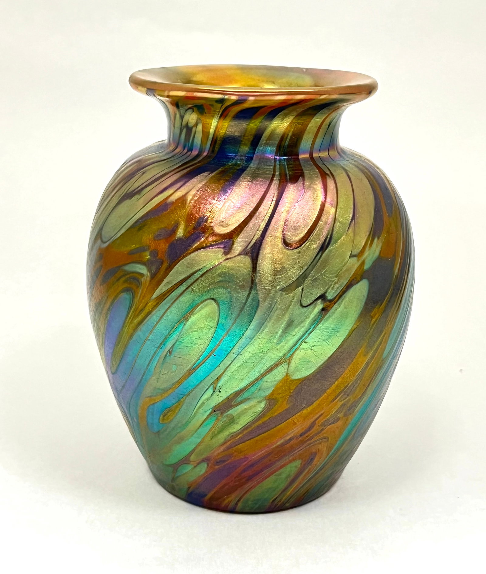 Loetz Phanomen Genres glass vase: Loetz Phanomen glass shouldered vase in Pink May and green ground with diagonally pulled decor of silver, gold and blue spots. PG 1/475-1901, signed Loetz, 5" ht. CONDITION: no chips, cracks, repairs 