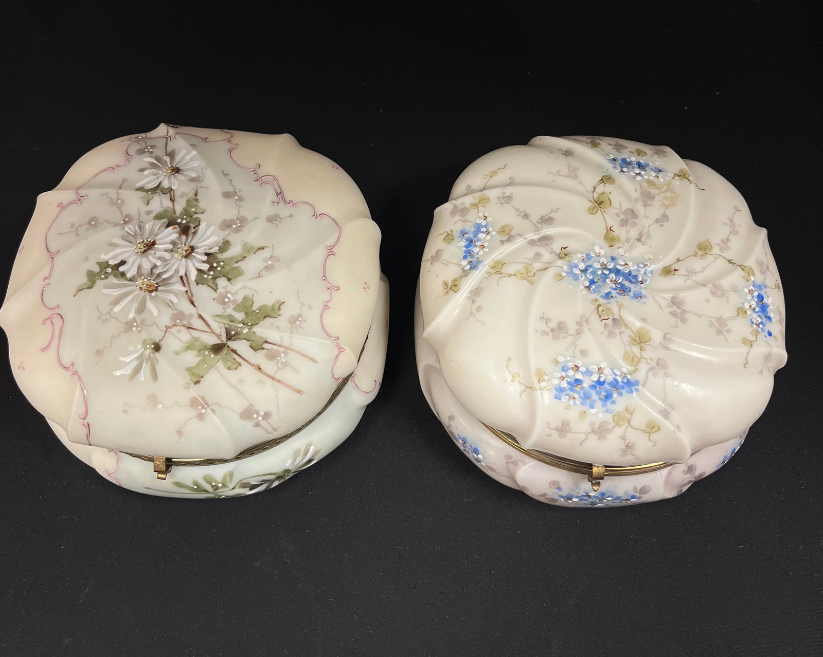 Two CF Monroe Wave Crest boxes (1 of 4)