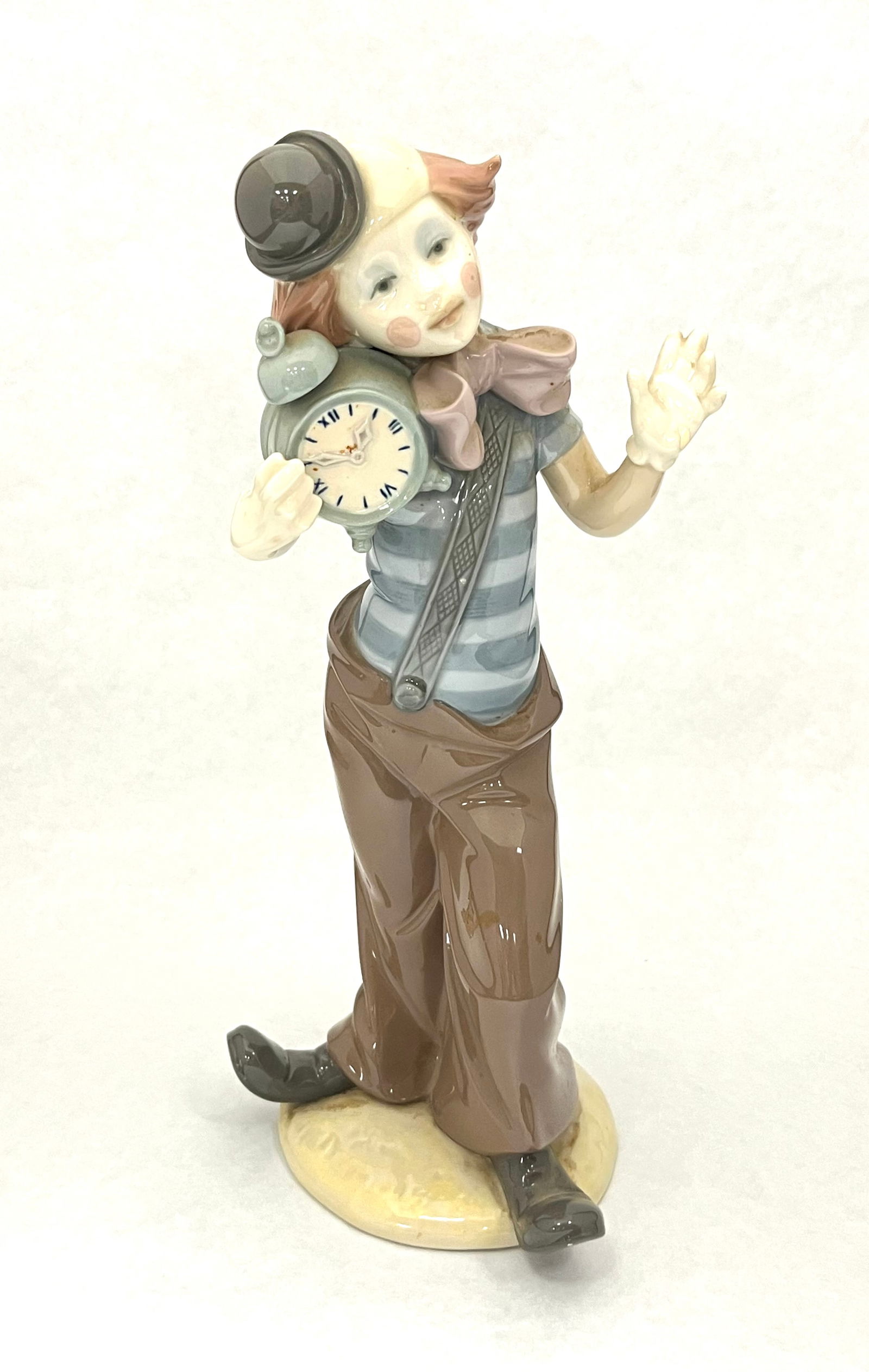 Lladro 5056 Clown with a clock (1 of 3)