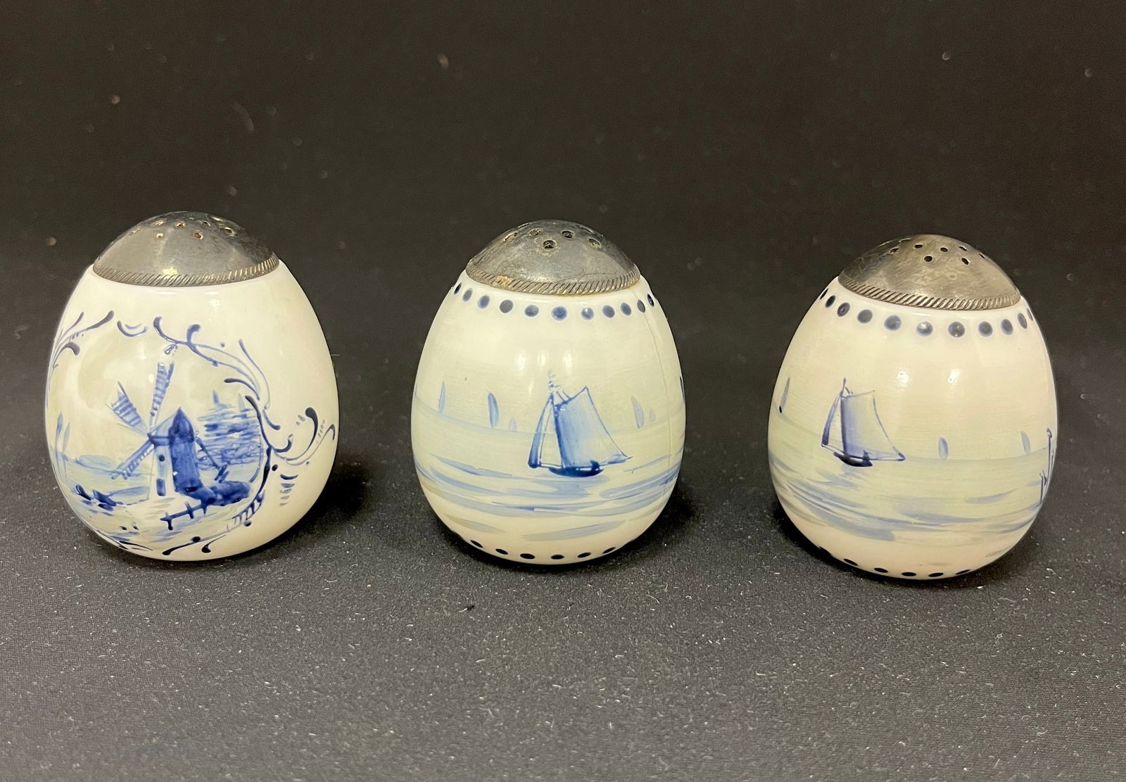 Three Mt. Washington Pairpoint shakers (1 of 2)