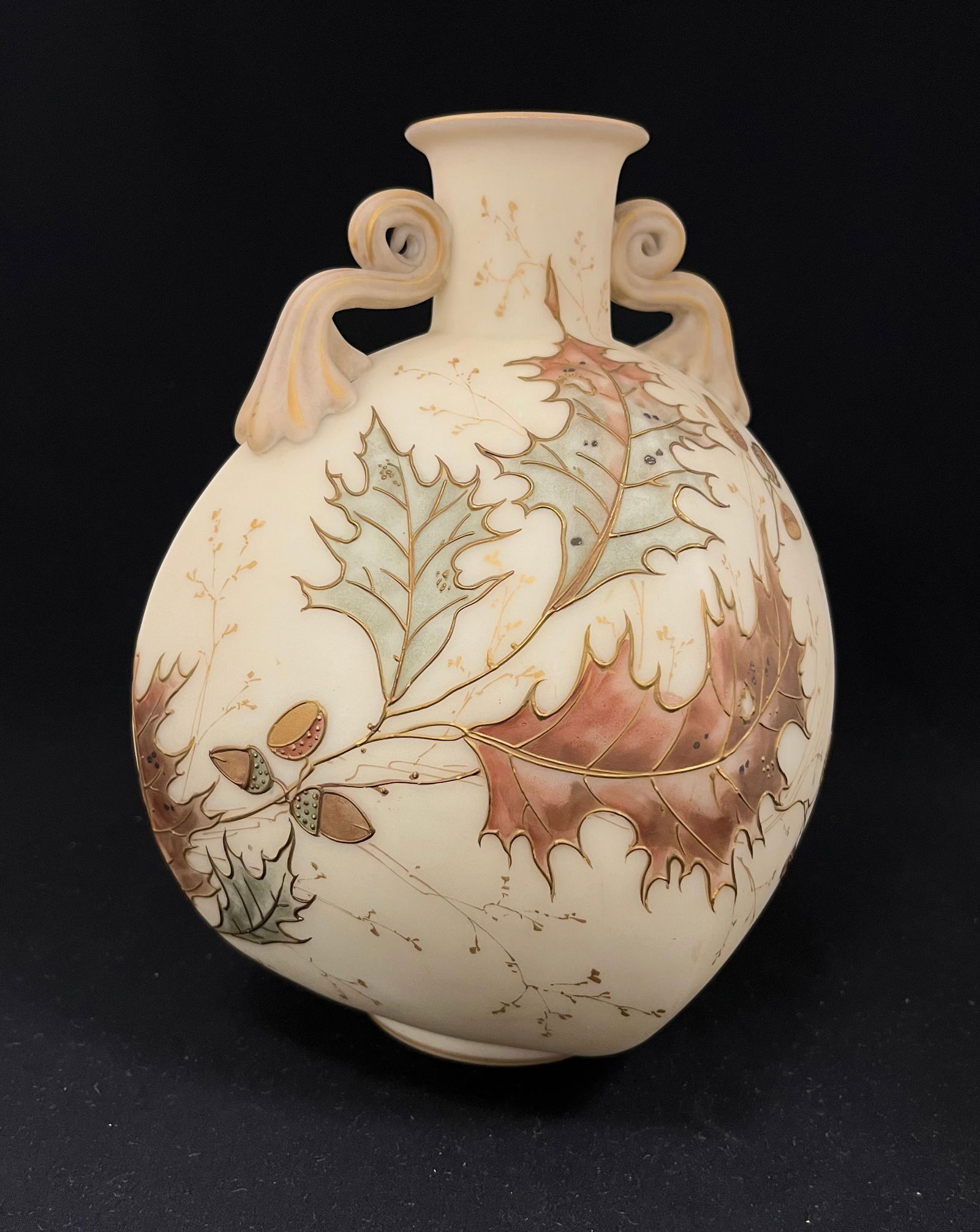 Mt. Washington two handle vase (1 of 4)