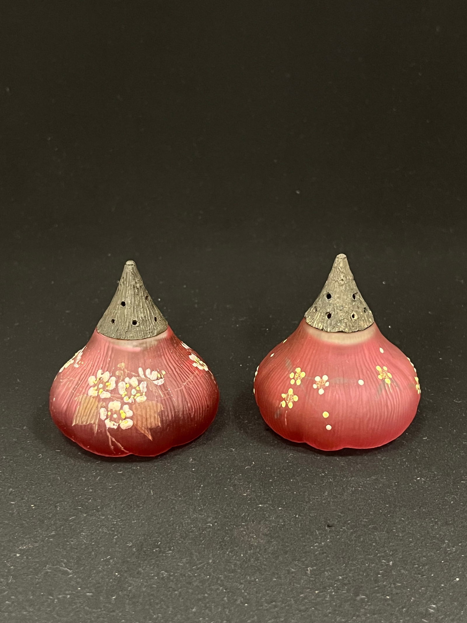 Pair of ruby Mt. Washington shakers (1 of 3)