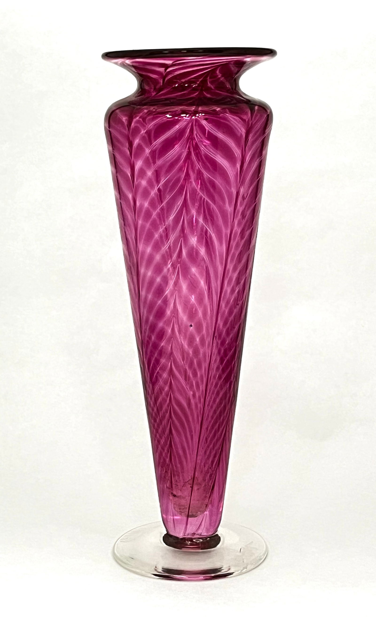 Steven Smyers footed glass vase (1 of 4)