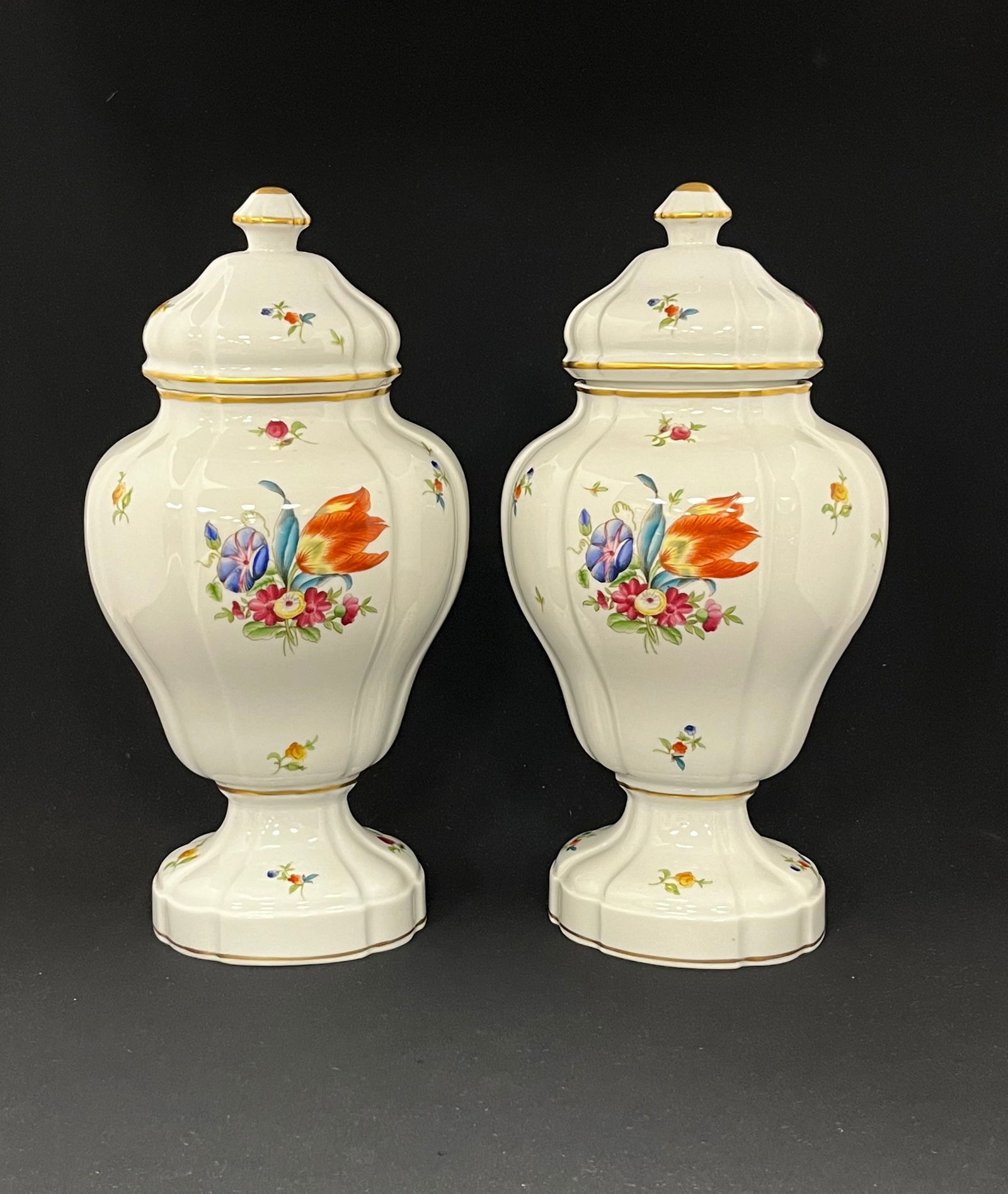 Pair of Herend covered porcelain urns