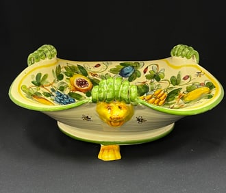 Italian Majolica footed center bowl