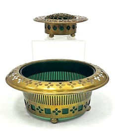 2 piece grouping of green Pairpoint