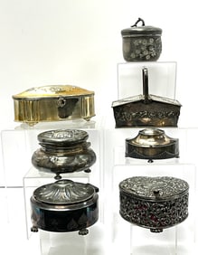 7 Pairpoint covered boxes