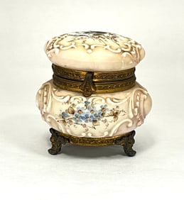 C F Monroe Wave Crest dresser box