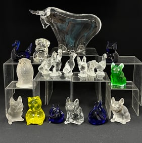 Group of 18 novelty glass animals