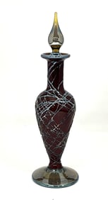 Lundberg threaded red perfume