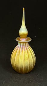 Correia iridescent gold perfume