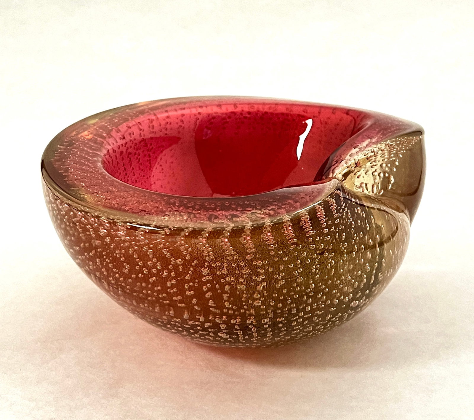Murano controlled bubble glass bowl (1 of 3)