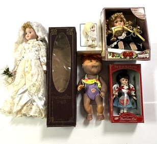 Group of 5 Dolls