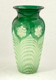 Durand Green Pulled Feather Vase