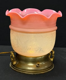 Pink opalescent table lamp