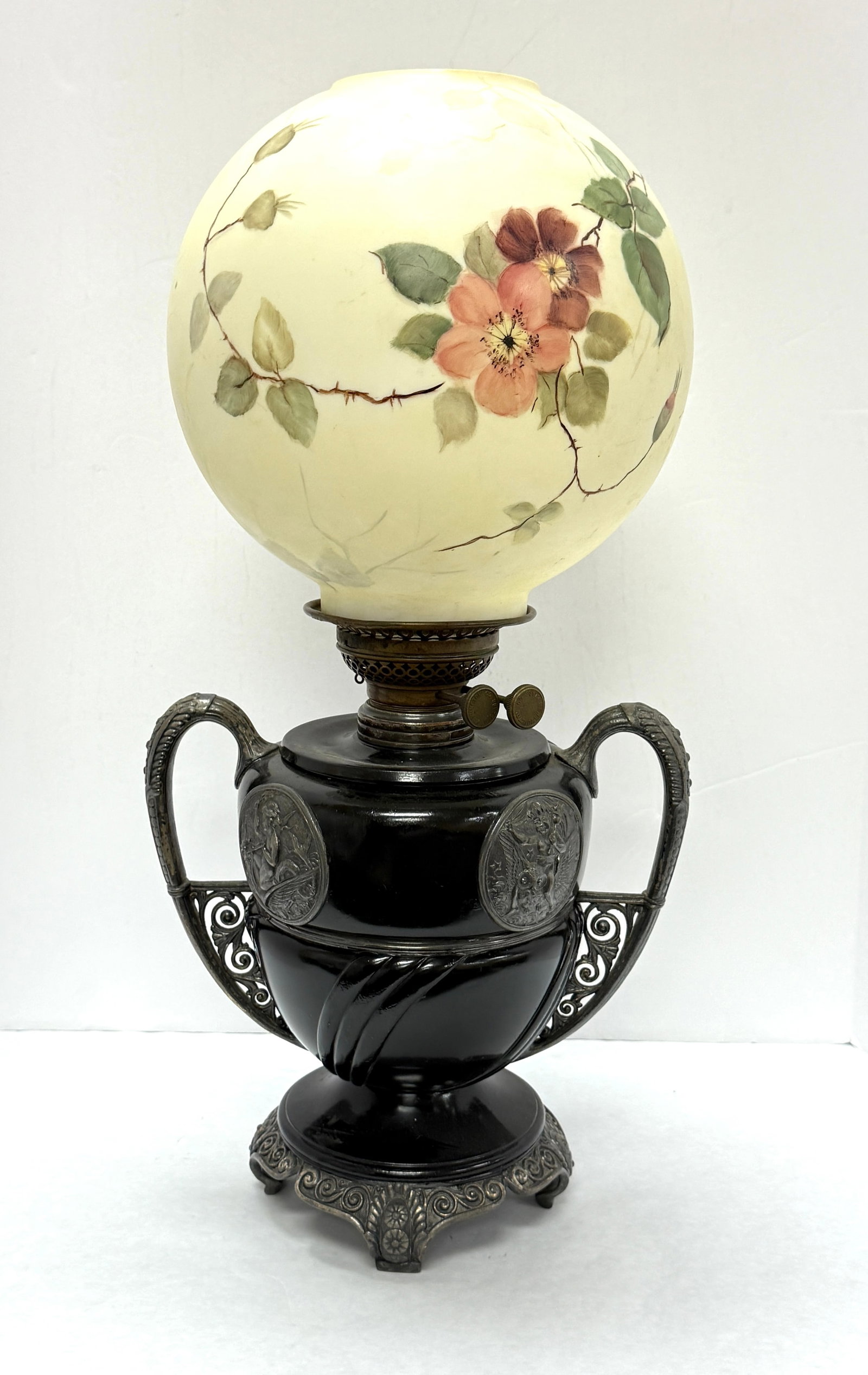 Crown Milano/Pairpoint Lamp (1 of 4)