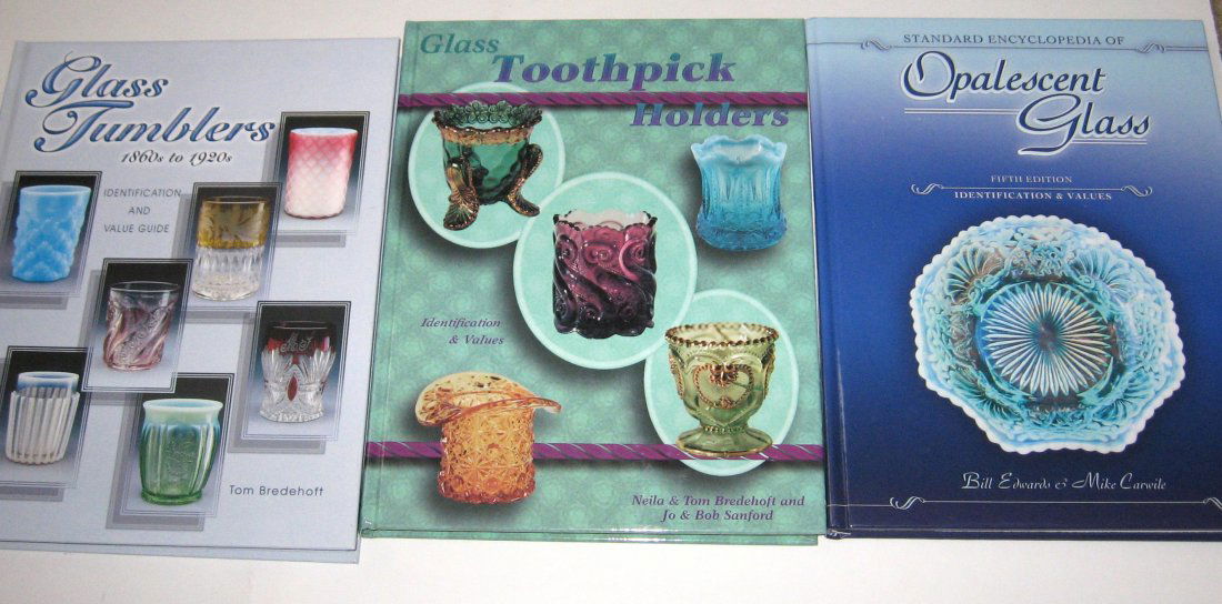 5 books "Glass Tumblers 1860-1920": by Bredehoft hardback 288 pages, "Glass Toothpick Holders" by Bredehoft hardback 247 pages, AND "Standard Encyclopedia of Opalescent Glass" by Edwards hardback 270. "The World of Salt Shakers" by Lech