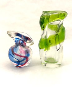 2 Norwegian Art Glass Vases
