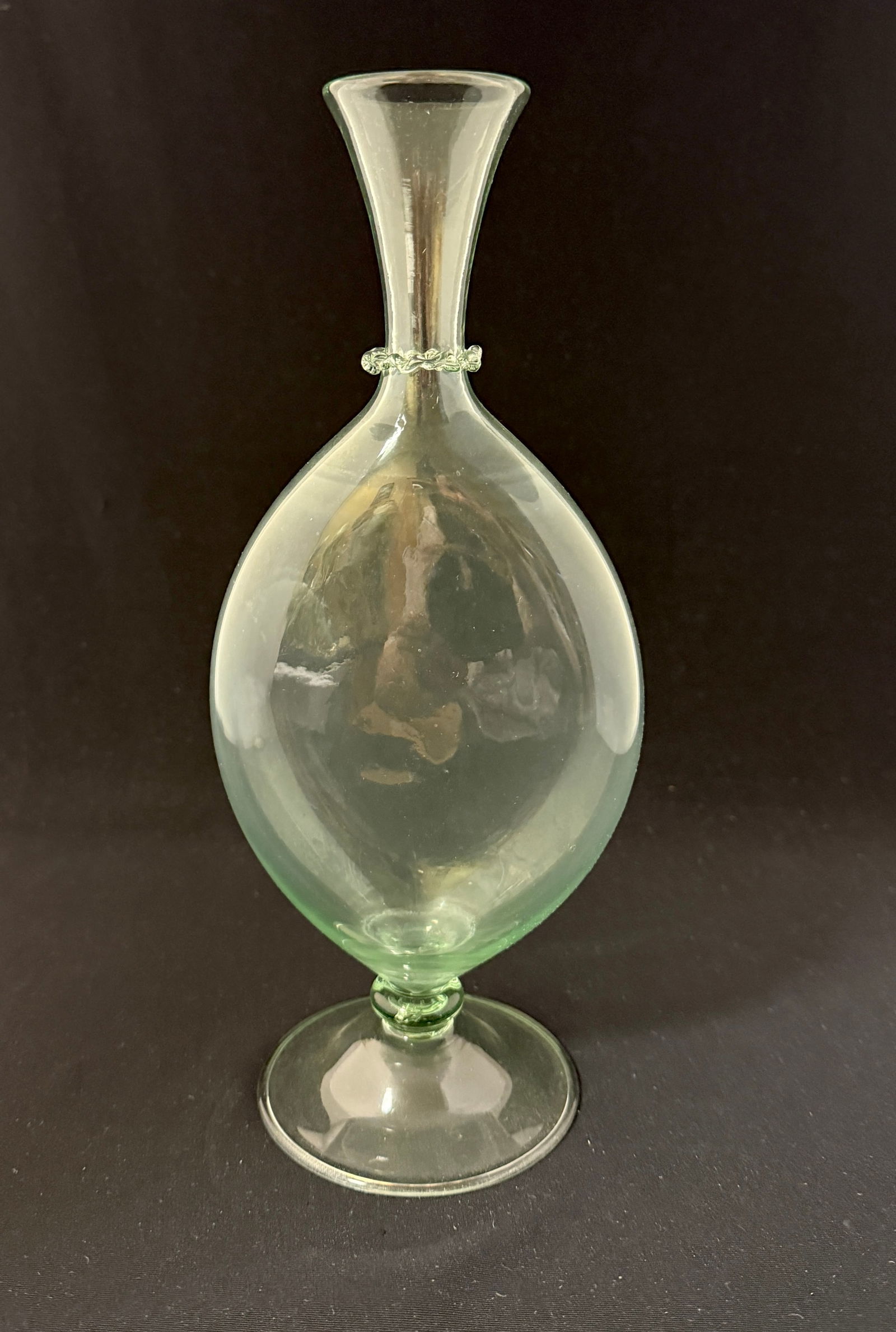 Vittorio Zecchin Glass Vase: Vittorio Zecchin Safiato glass vase, footed green form with a rigaree collar, 10 3/4" ht. CONDITION: no chips, cracks, repairs or material defects found, Jaremos attempts to call any material flaw tha