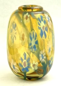 Peiser amber Vase with Flowers