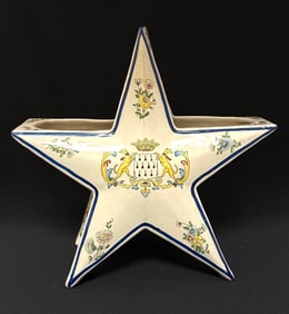 HB Quimper Star Vase