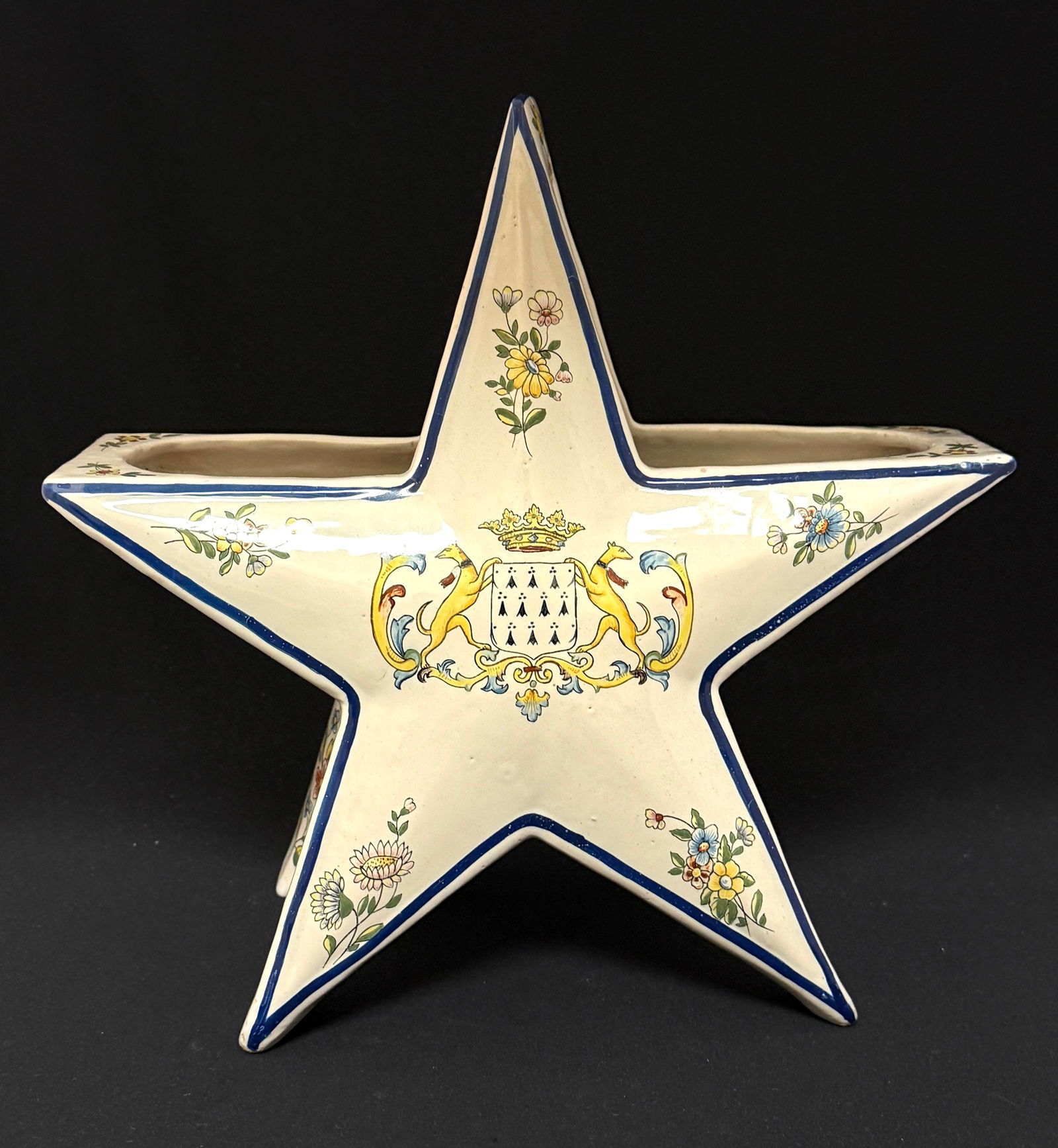 HB Quimper Star Vase