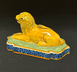HR Quimper Figural Lion