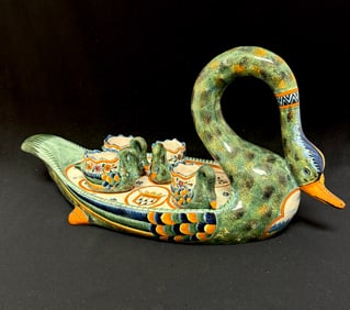 HR Quimper Swan Egg Server