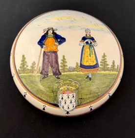 HB round Lidded Box