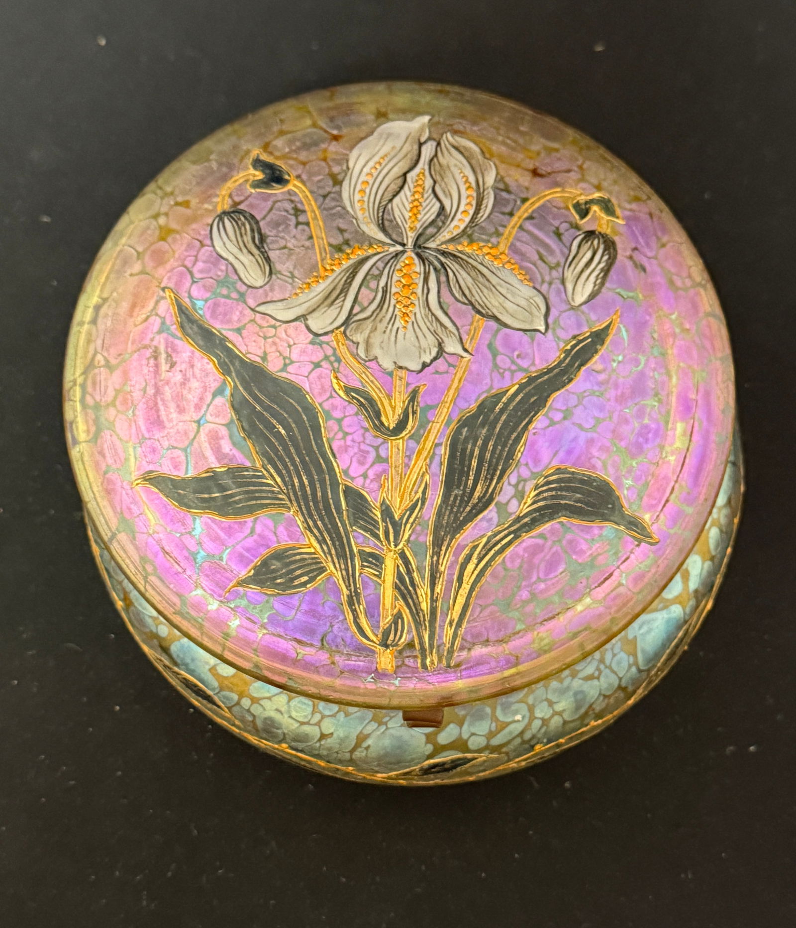 Loetz Iridescent Dresser Box (1 of 4)