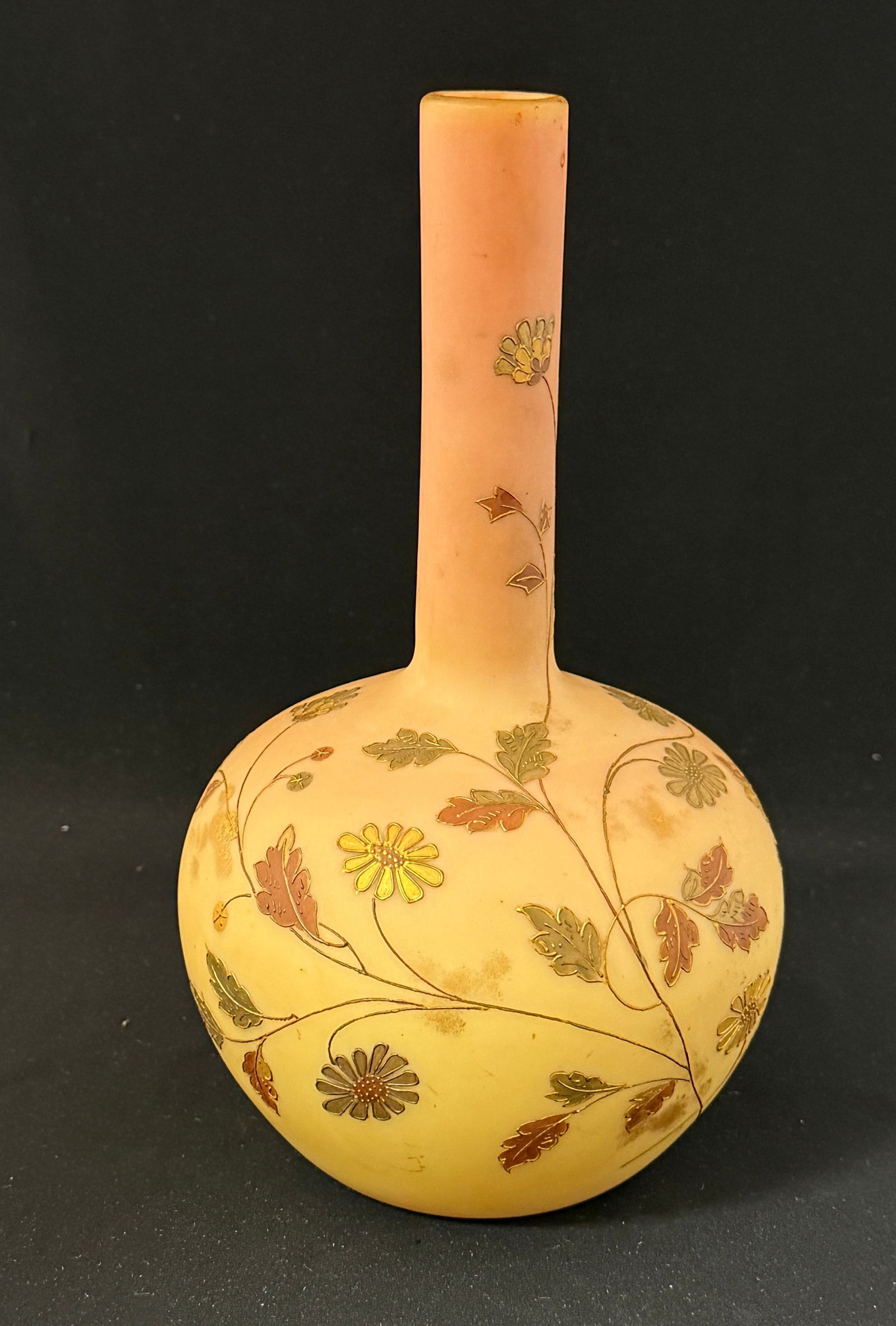 Mt. Washington Burmese Vase (1 of 5)