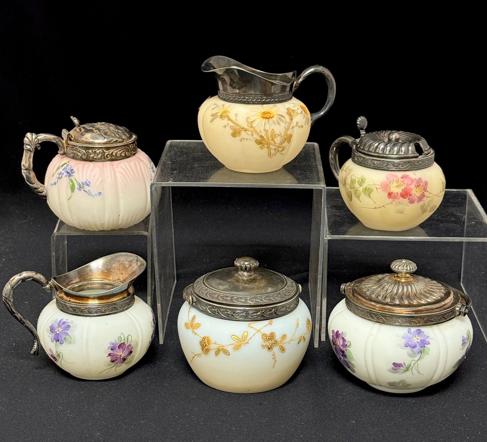 6 Victorian Glass Items (1 of 4)