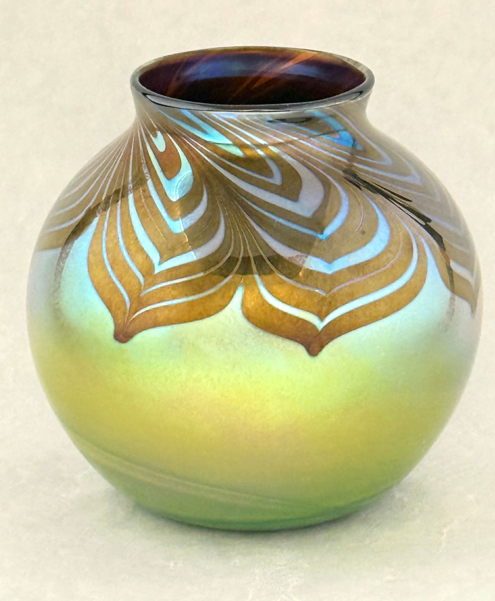 Lotton Iridescent Vase (1 of 3)