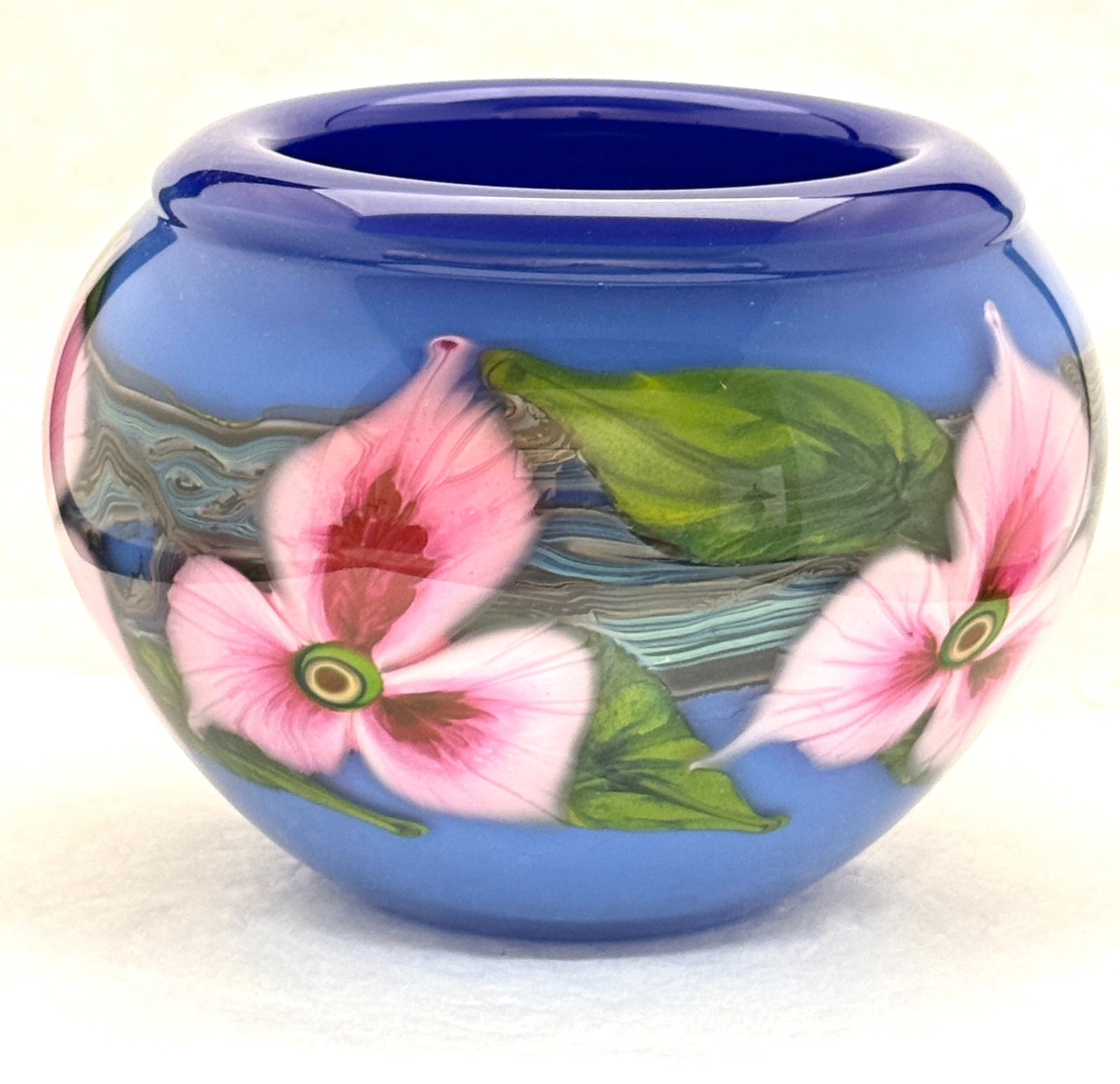 Lotton 50th Anniversary Vase (1 of 4)