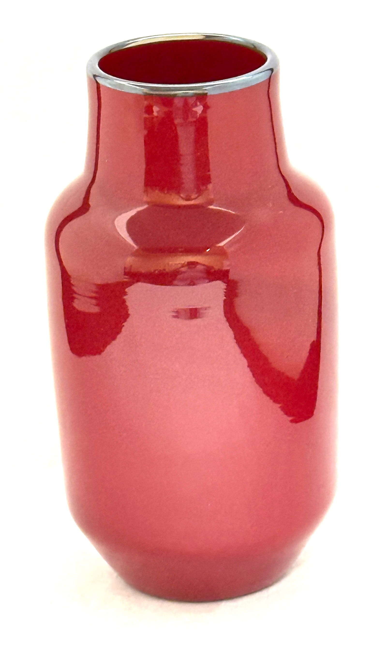 Lundberg Studios Red Vase (1 of 3)