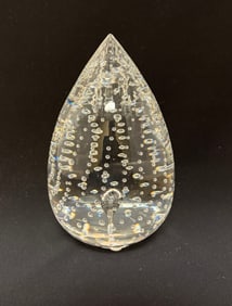 Steuben Egg with Bubbles