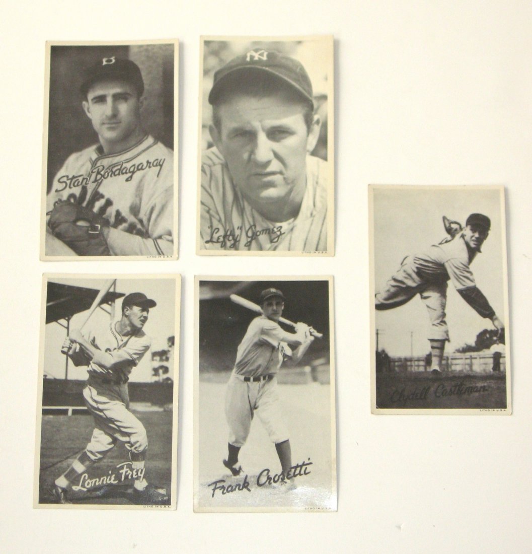 Five 1936 Goudy (R314-1) wide pen New York,: Five players all from New York including Yankees Lefty Gomez and Frank Crosetti. Brooklyn Lonnie Frey and Stan Bordagaray, and New York Giants Clydell Castleman.